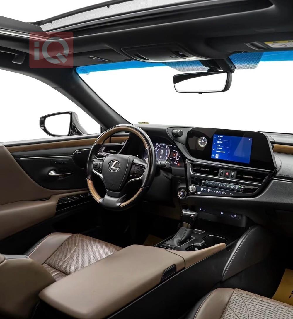 https://cdn.iqcars.iobe1a4dce-4c7d-4d5e-9712-56ef45a8e952_9.jpg